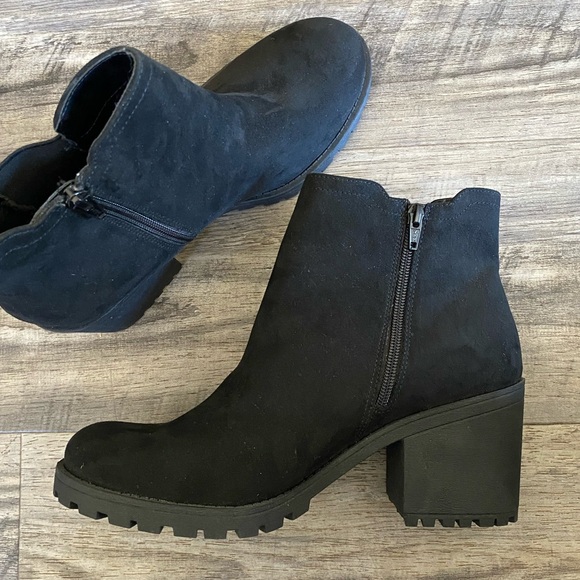 Sun and Stone Shoes - Ankle Boots